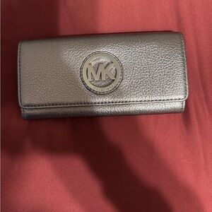 Michael Kors Silver Wallet
